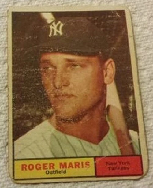 1961 Topps baseball Roger Maris #2, YANKEES / CARDINALS (HOF)